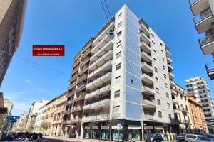 Via Pupino ang.C.so Umberto prestigioso plurivani