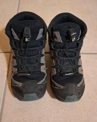 Ottime scarpe da trekking Salomon bambino num 31