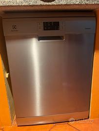 Lavastoviglie Electrolux