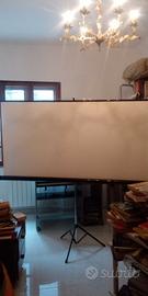 Schermo con piede sopar 180 x 100 e diaproiettore