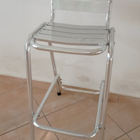 Sgabello in alluminio