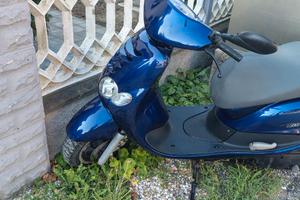Yamaha T'eos 150