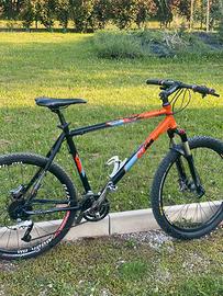 Bicicletta ktm mountain bike