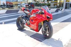 Ducati Panigale V4 S