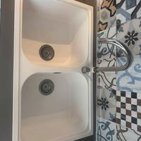 Lavello bianco 86x50 con miscelatore