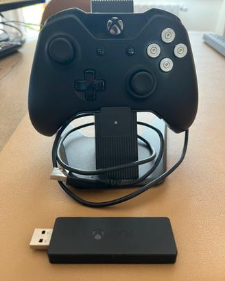 Joypad Xbox One + Stand con batteria