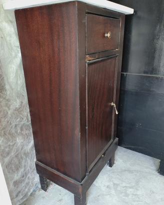 armadio del 1920 restaurato 