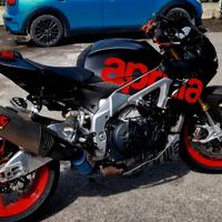 Aprilia tuono V4 1100 RR anno 2017