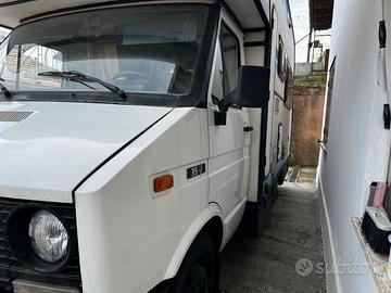 Camper mansardato 7 posti