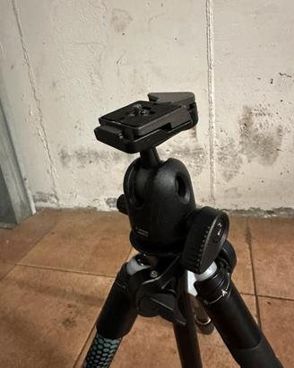 Manfrotto element MII con testa a sfera