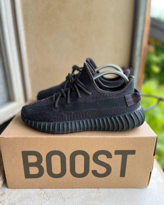 Yeezy Boost 350 Black