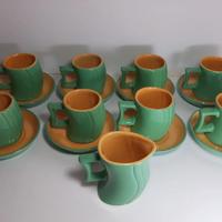 8 tazze di caffè in ceramica
