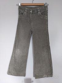 Pantaloni svasati in velluto 7 anni