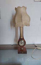Lampada con barometro e termometro