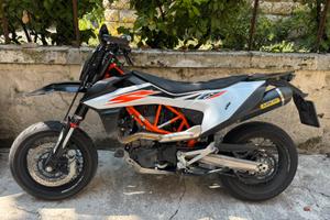Ktm 690 smc-r