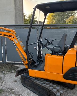 escavatore Komatsu