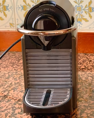 MACCHIN PER CAFFE' KRUPS NESPRESSO