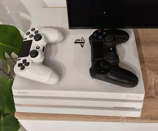 PS4 PRO White Edition