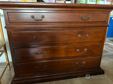 Cassettone vintage marrone