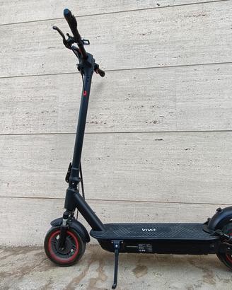 monopattino elettrico Vivo V 40