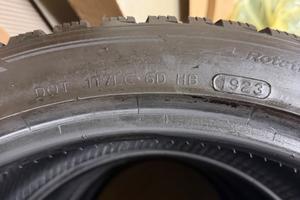 Gomme Hankook Winter Evo 3 Invernali 245/40 R19