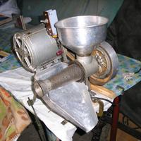 Passapomodoro elettrica trasmissione a cinghia