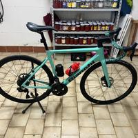 Bianchi sprint 105 di2