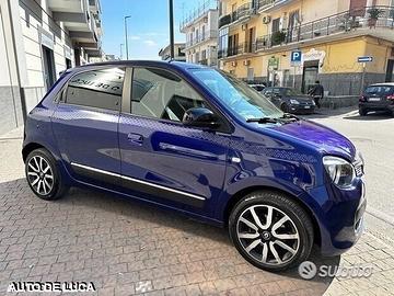 Renault twingo 900 autom midnight navi certificata