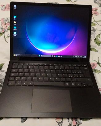 Surface Laptop 5,i7-12gen,SSD 250g,RAM 16g,13.5”2k