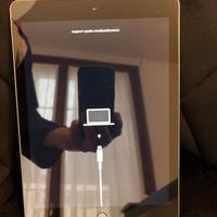 iPad 6 Space Gray bloccato in DFU