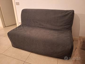 divano letto ikea con copertura cambiata da poco