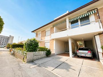 Appartamento con giardino senza spese condominiali