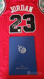 Maglia Micheal Jordan autografata con COA