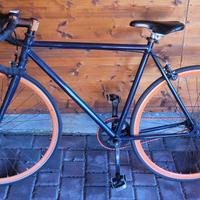 Bicicletta a scatto fisso