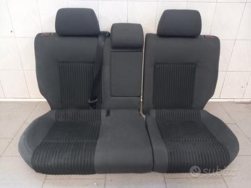 sedili posteriori polo 4 serie