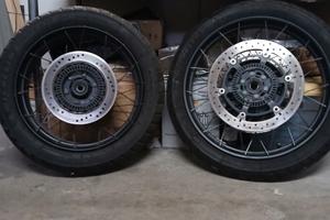 Ruote Tubeless V85tt