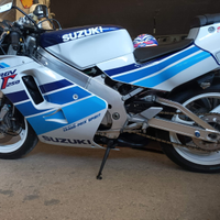 Suzuki rgv 250