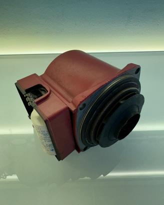Motore Pompa Circolatore Grundfos UPS 25-40 130