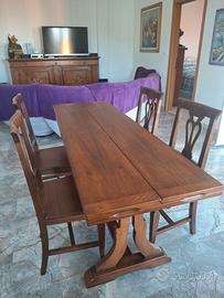 tavolo frattino con sedie