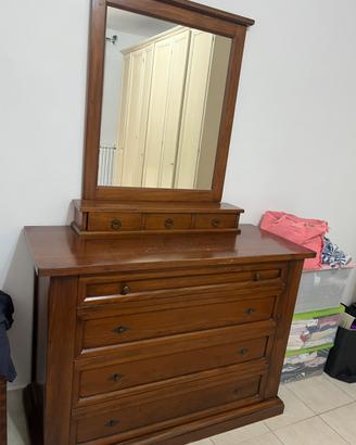 Comò e due comodini arte povera