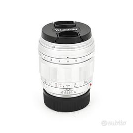 Voigtlander Apo-Ultron 90mm f/2 VM - Silver