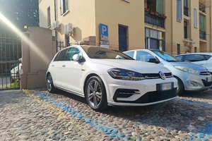 VW Golf 7.5 1.4 TSI 125 CV 5p. Sport R-Line