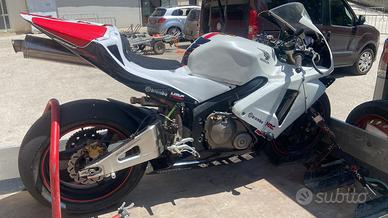 Honda cbr 600 rr