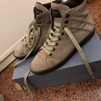 Hogan rebel in camoscio color sabbia