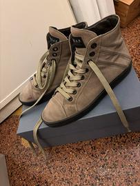 Hogan rebel in camoscio color sabbia