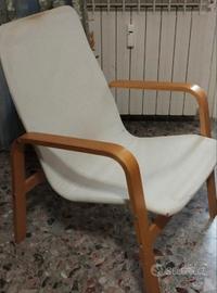 Poltroncina in legno e tessuto 