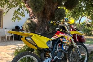 Suzuki rmz 250