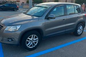 Volksvagen  Tiguan