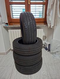 Pneumatici  185/ 55  R15 