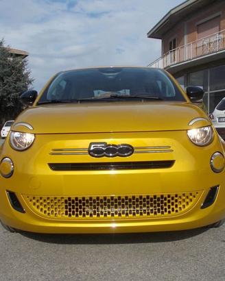FIAT 500 Hybrid Hybrid Icon 338.7575187 MASSA...